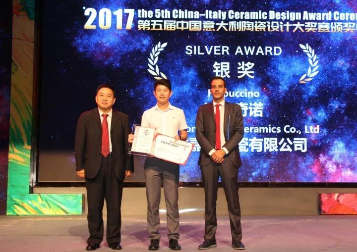 1534925848799255.jpg 1534925848799255.jpg